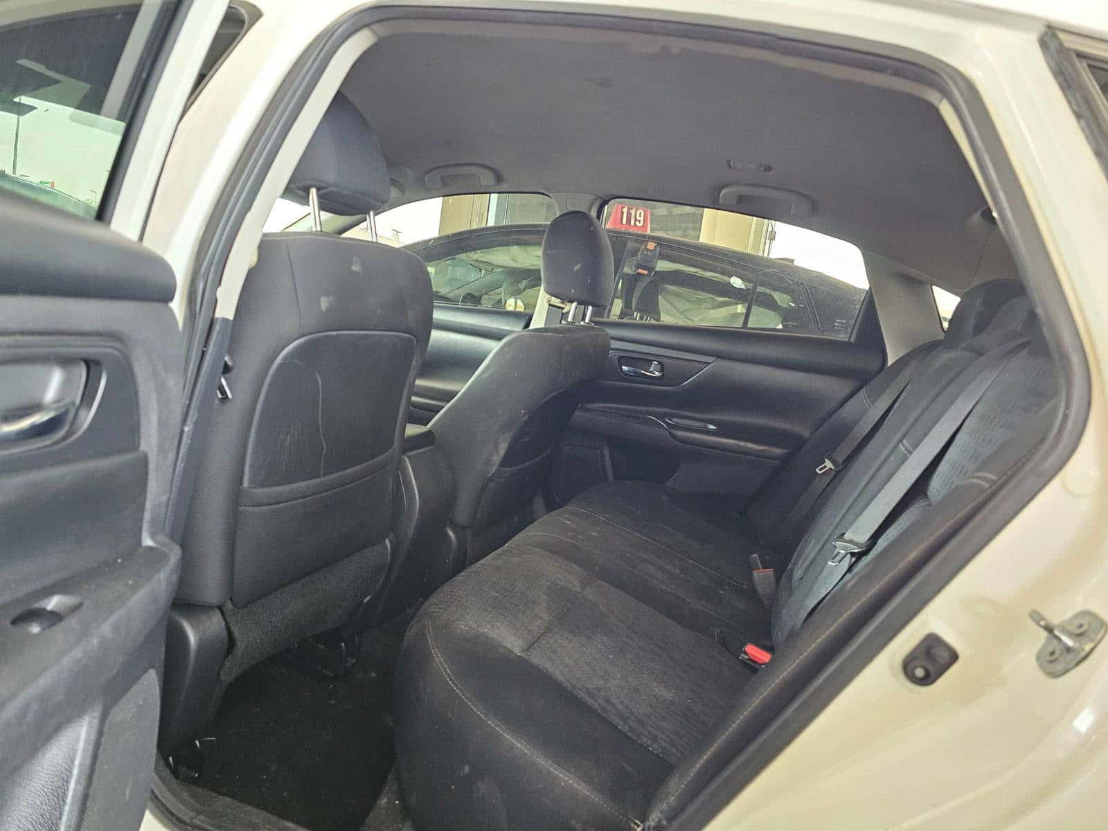 NISSAN ALTIMA - Exterior