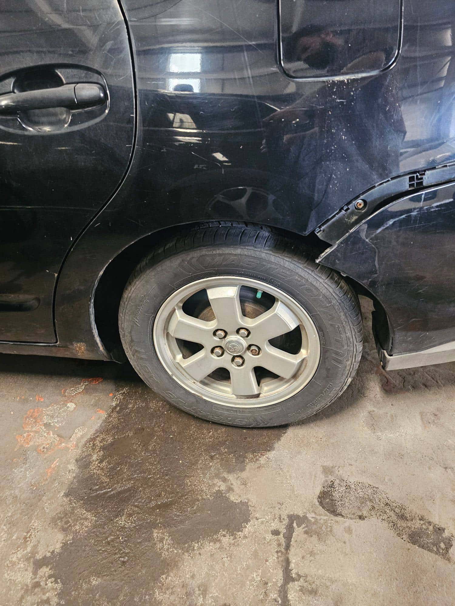 TOYOTA PRIUS - Exterior