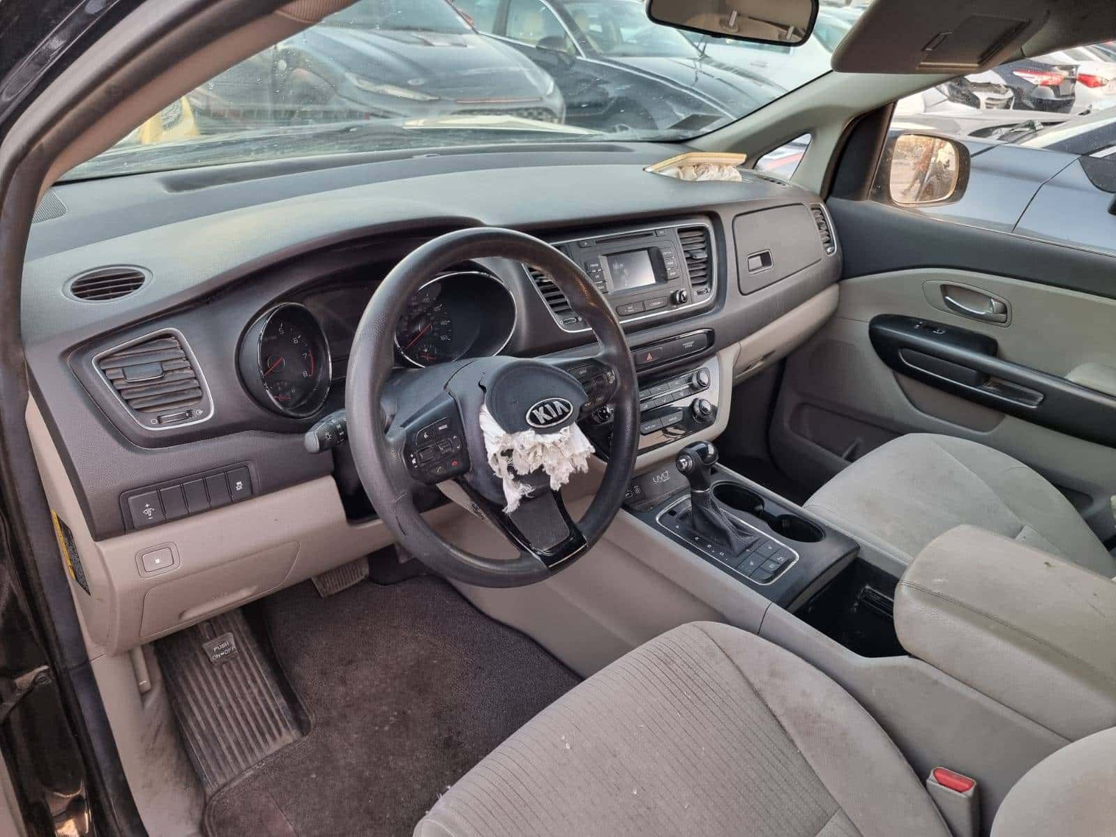 KIA SEDONA 2016 thumbnail 6