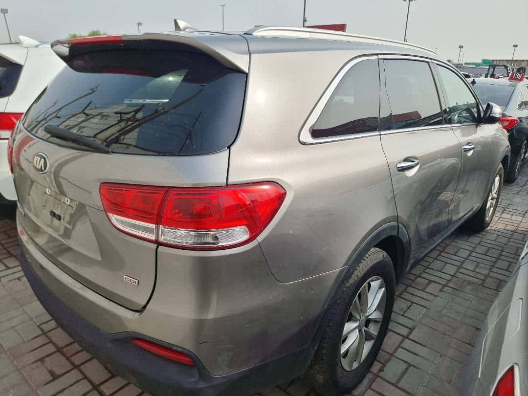 KIA SORENTO - Exterior