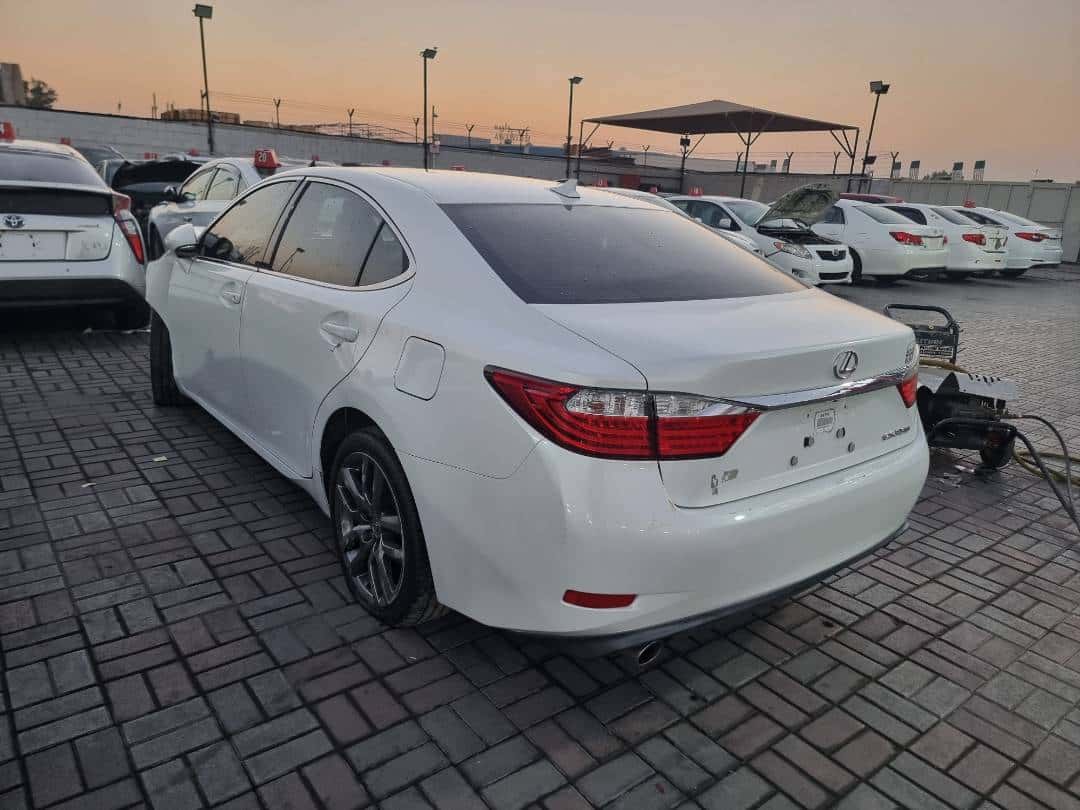 LEXUS ES 350 - Exterior