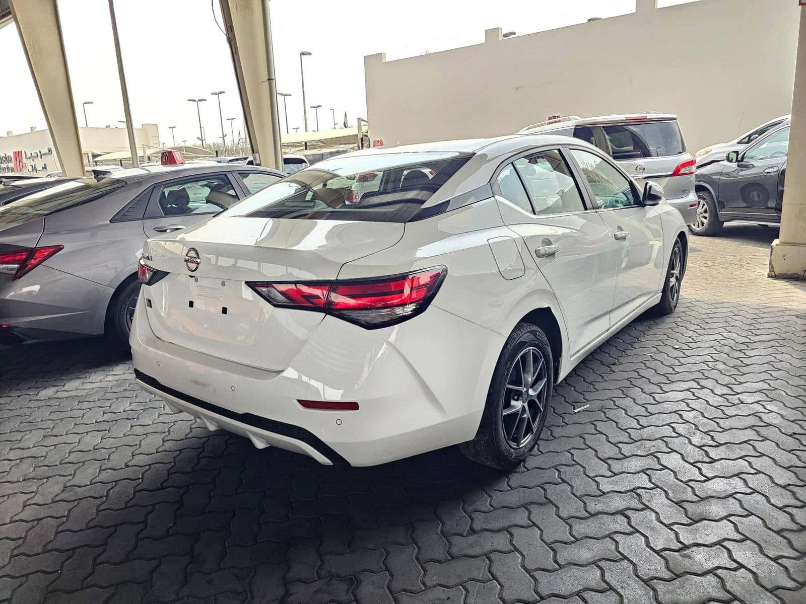 NISSAN SENTRA 2020 thumbnail 4