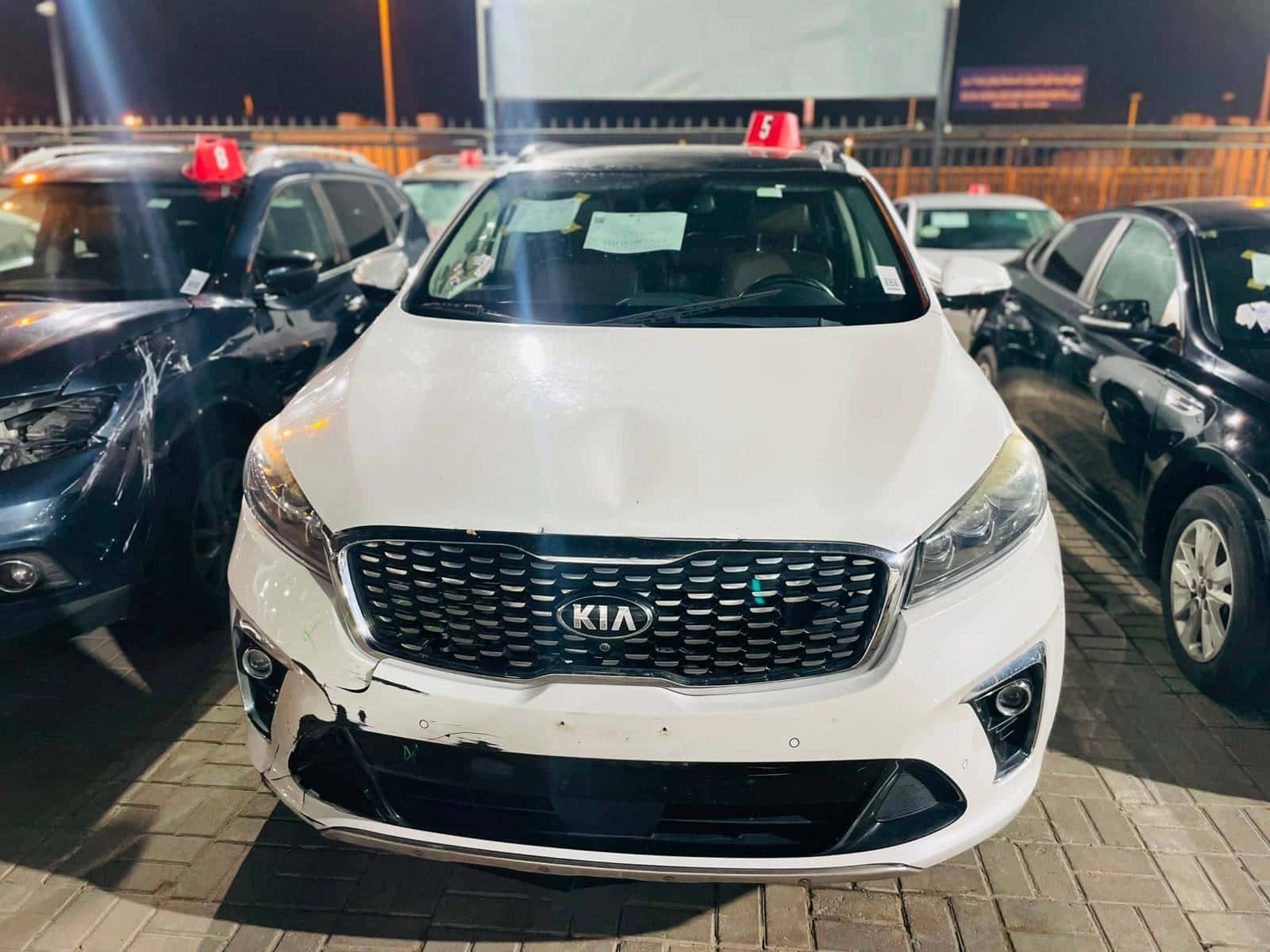 KIA SORENTO 2019 thumbnail 4
