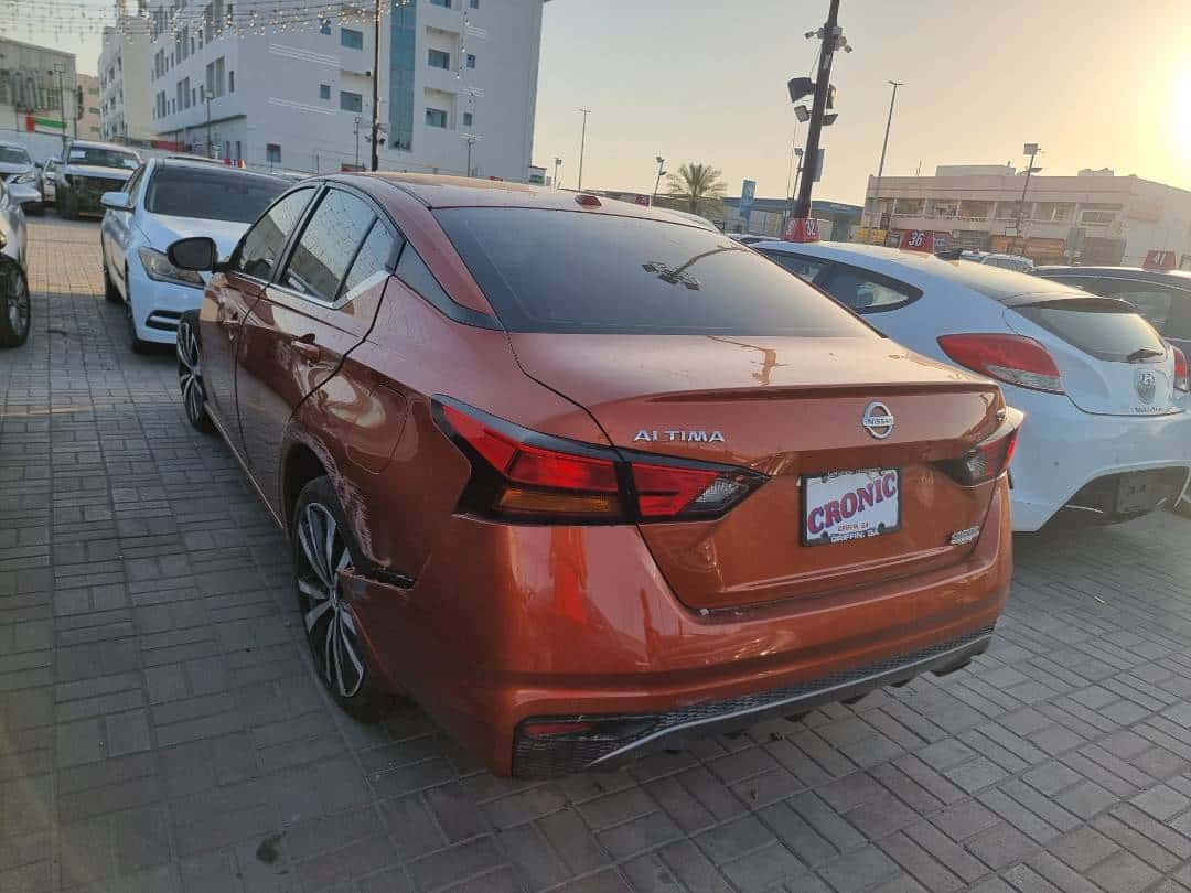 NISSAN ALTIMA - Exterior