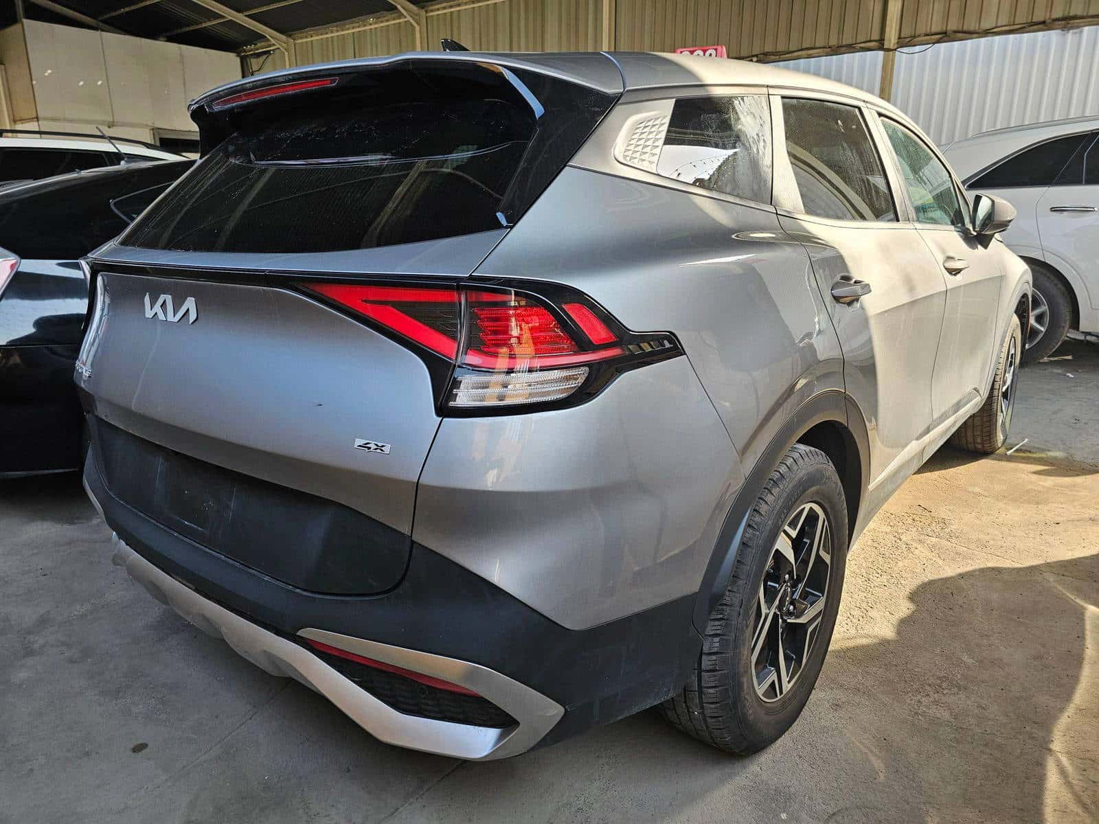 KIA SPORTAGE 2023 thumbnail 2
