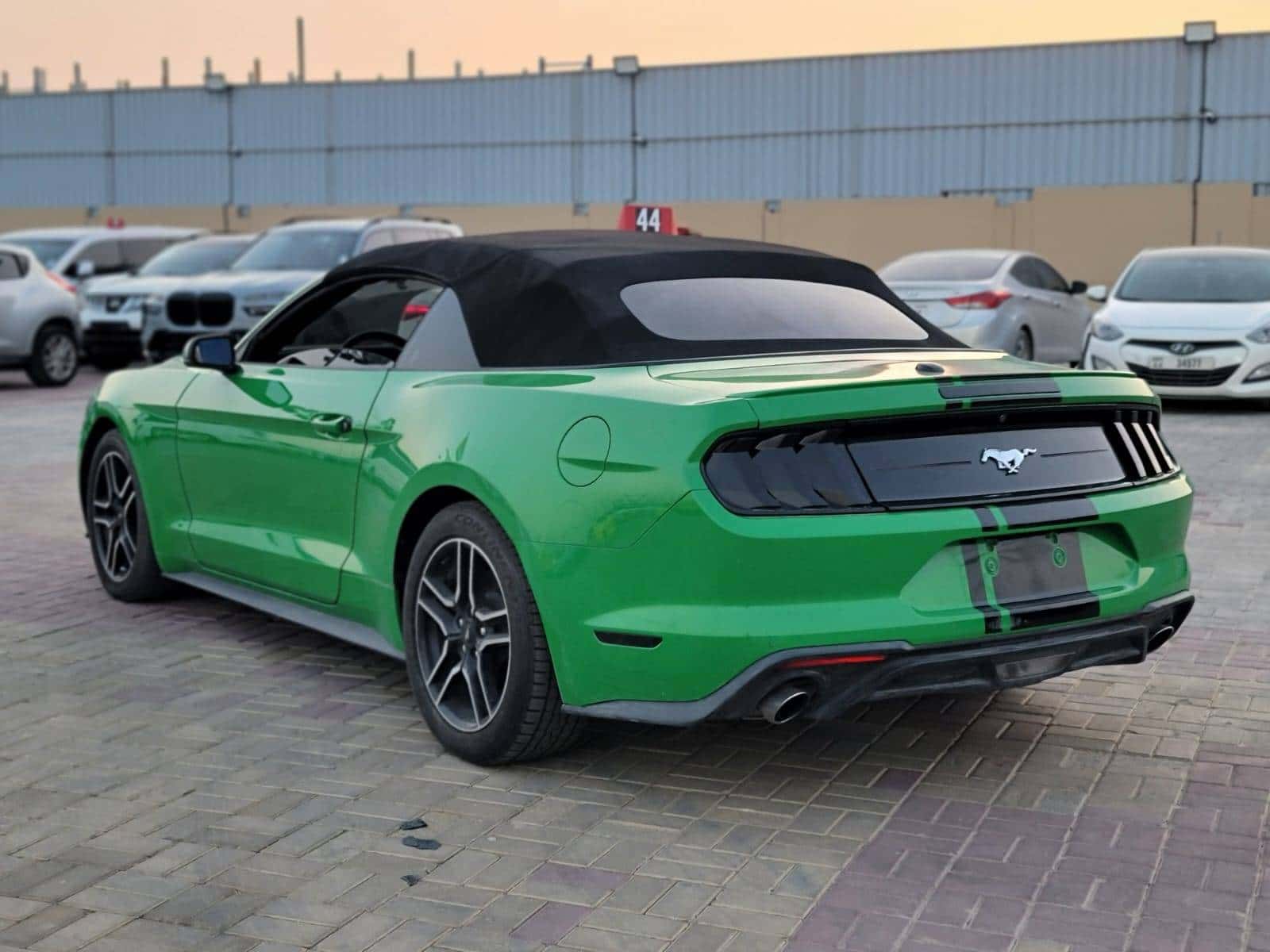 FORD MUSTANG 2019 thumbnail 4