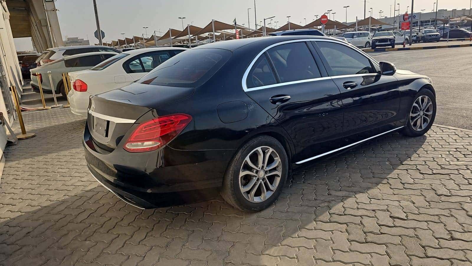 MERCEDES BENZ C300 2017 thumbnail 2
