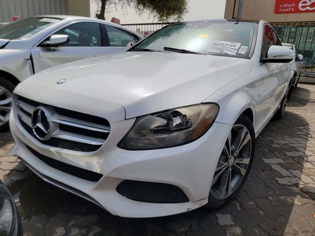 MERCEDES BENZ C300 - Exterior