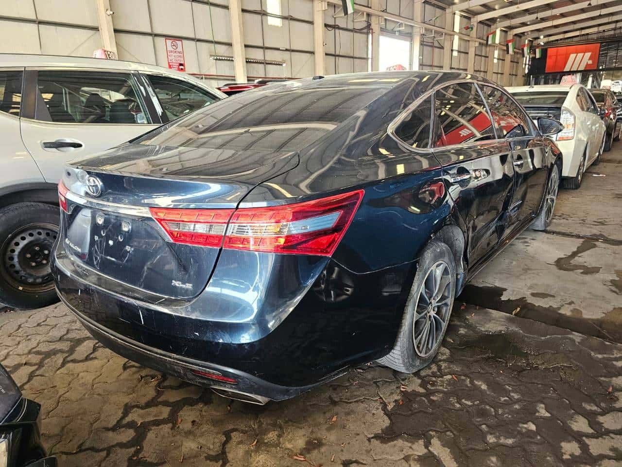 TOYOTA AVALON 2017 thumbnail 4