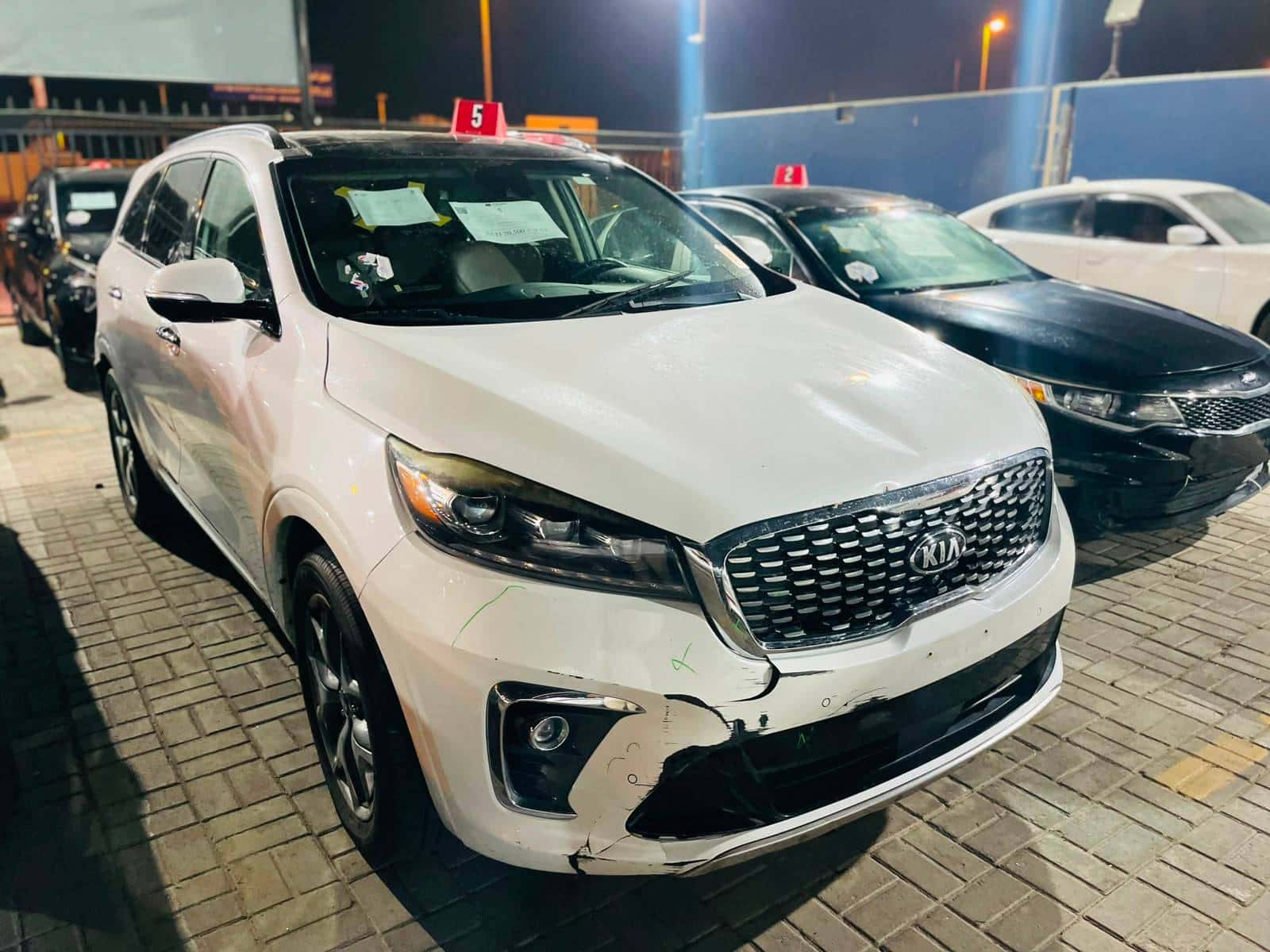 KIA SORENTO 2019 thumbnail 1