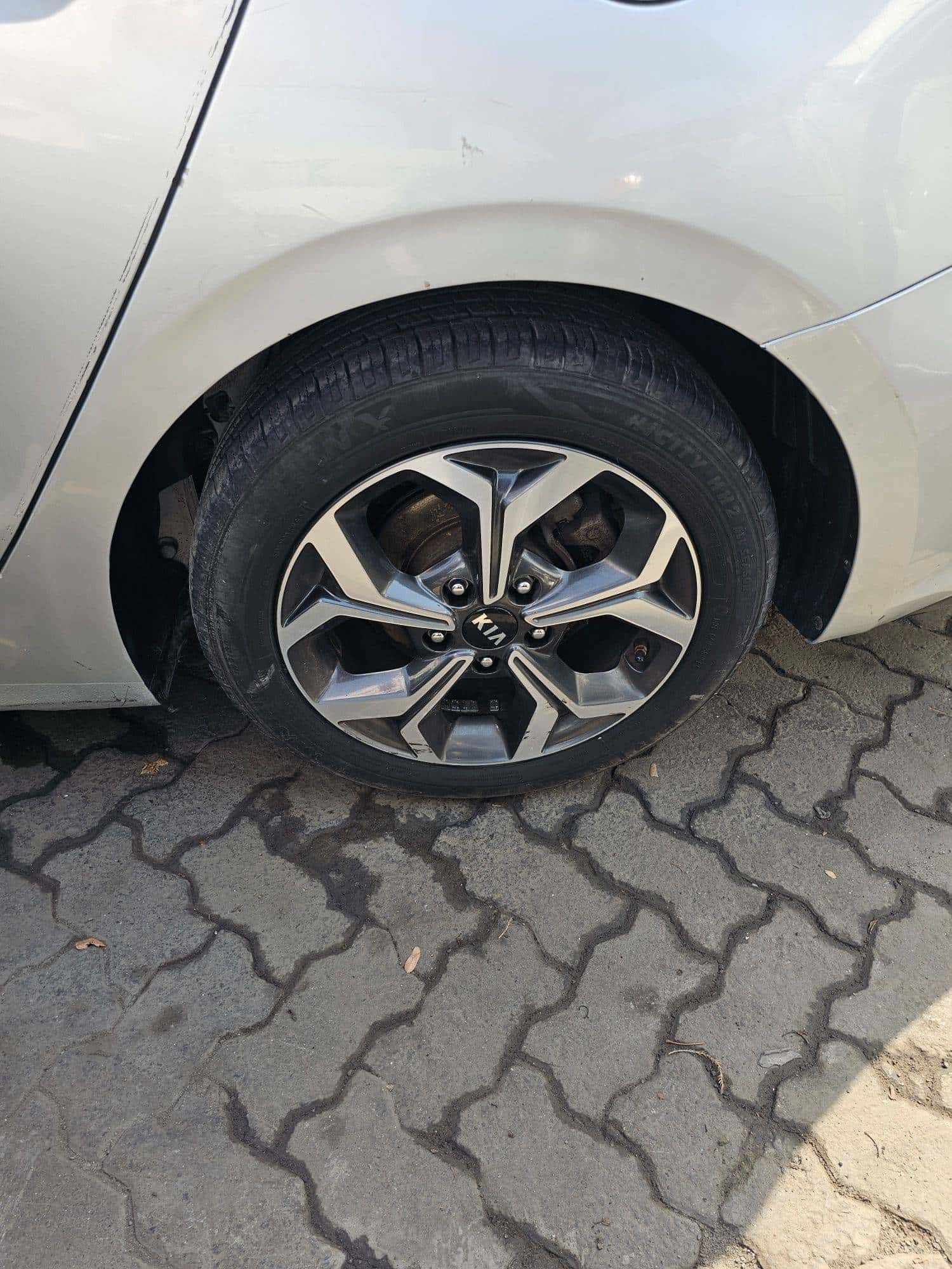 KIA FORTE 2020 thumbnail 5