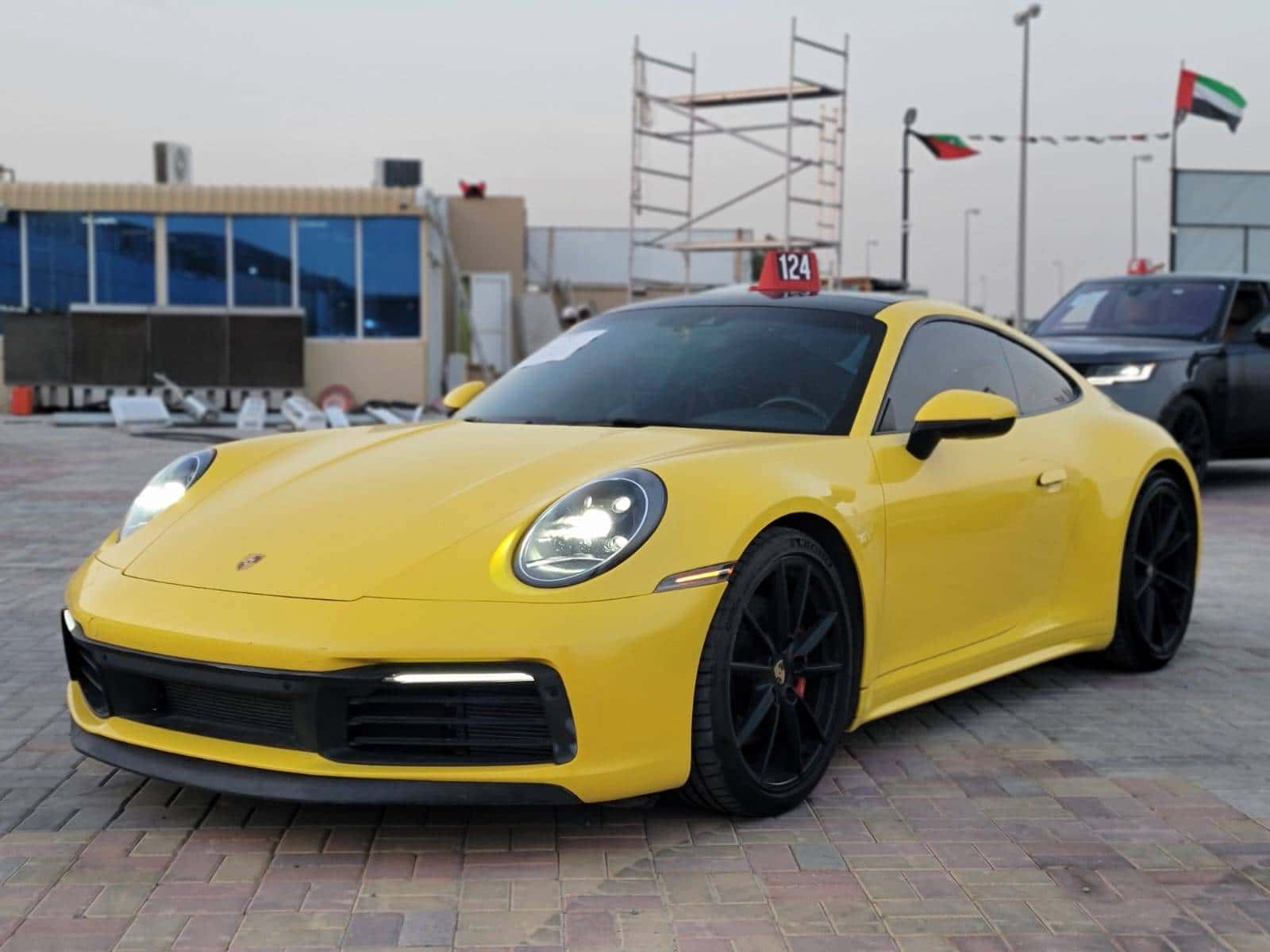 PORSCHE 911 2020 thumbnail 3