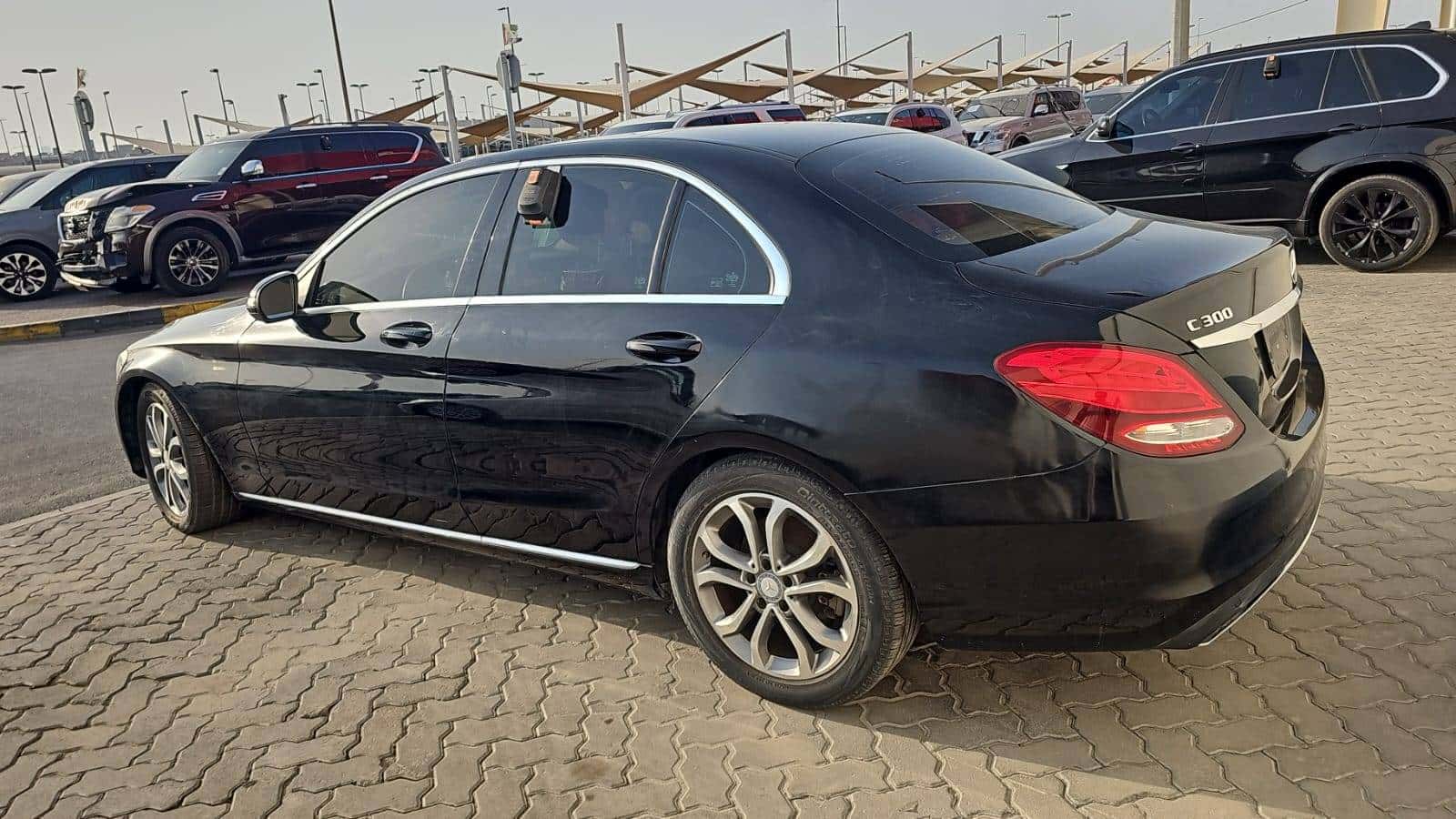 MERCEDES BENZ C300 2017 thumbnail 3