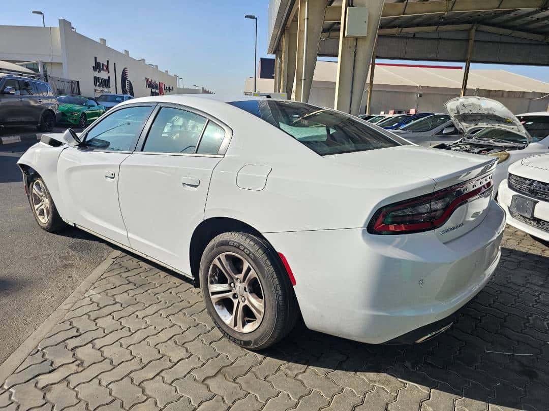 DODGE CHARGER 2022 thumbnail 1