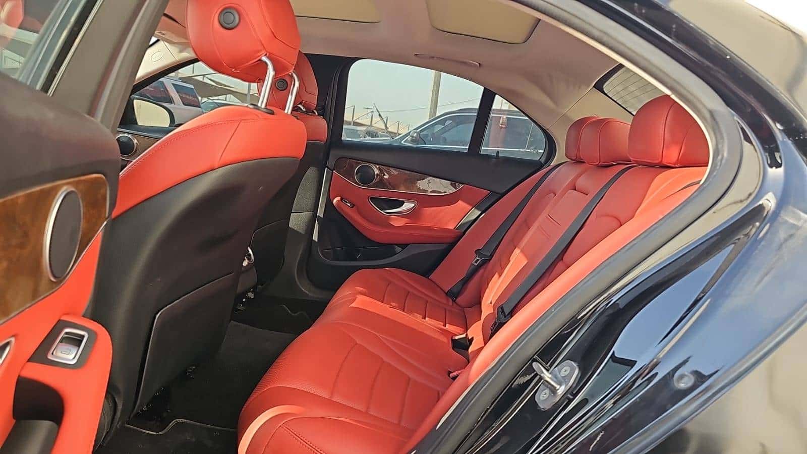 MERCEDES BENZ C300 2017 thumbnail 7