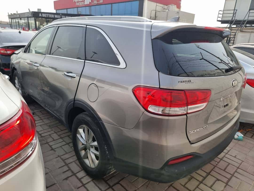 KIA SORENTO - Exterior