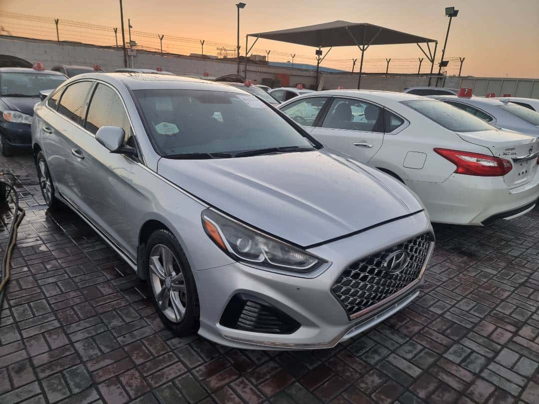 HYUNDAI SONATA 2018 thumbnail 2