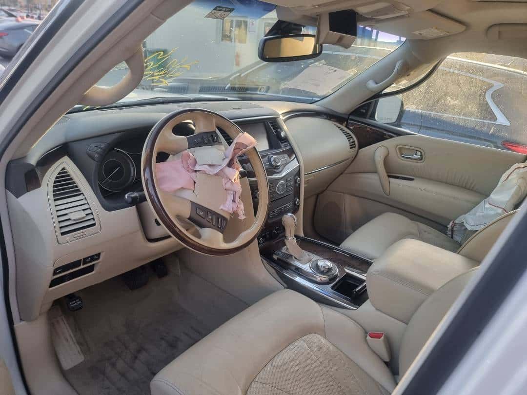 INFINITI QX80 2014 thumbnail 7