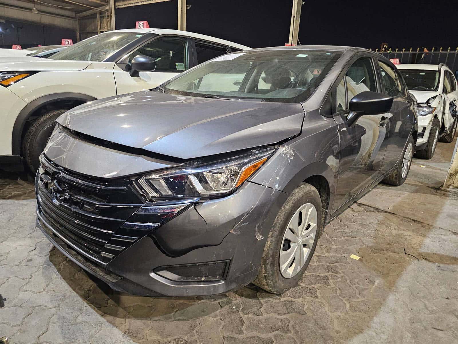 NISSAN VERSA 2023 thumbnail 4