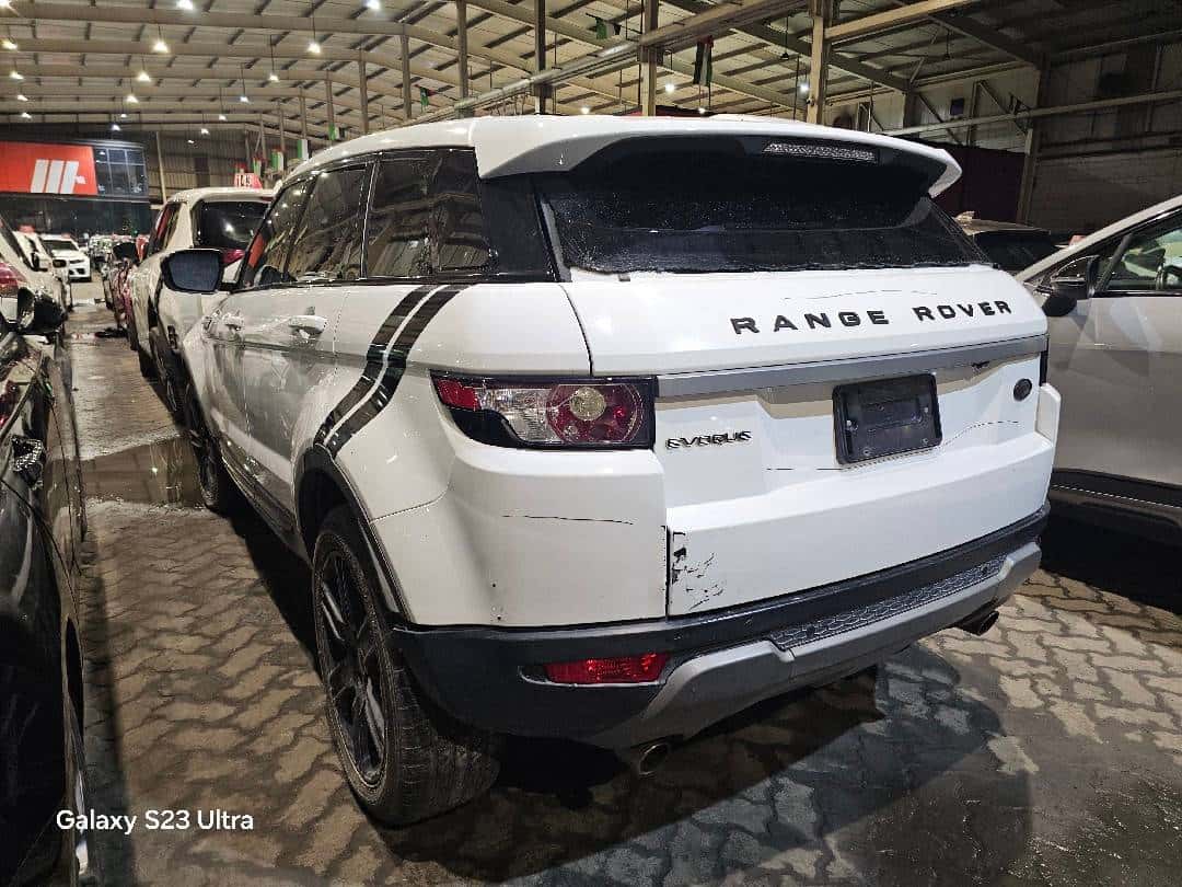 LAND ROVER RANGE ROVER EVOQUE PURE - Exterior