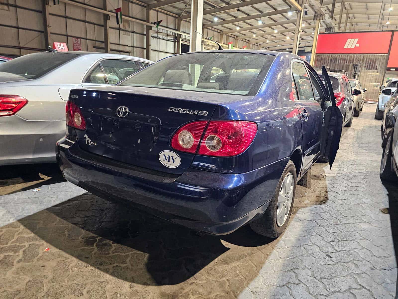 TOYOTA COROLLA 2005 thumbnail 2