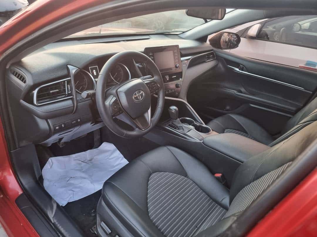 TOYOTA CAMRY 2021 thumbnail 3