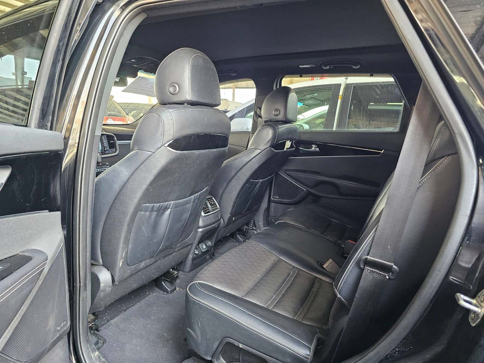 KIA SORENTO 2018 thumbnail 5