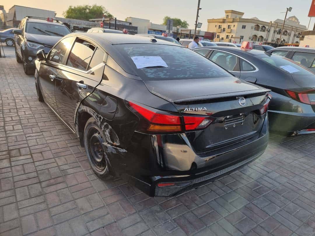 NISSAN ALTIMA 2019 thumbnail 4