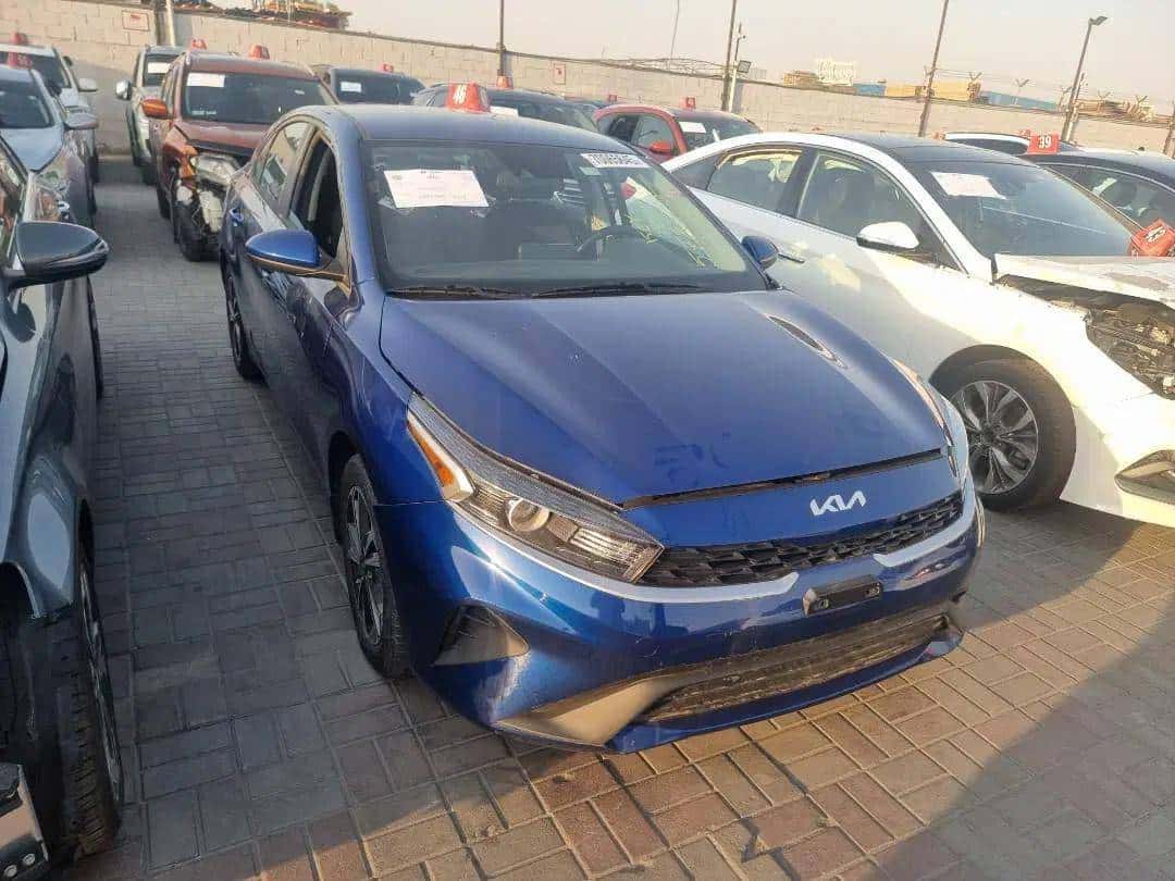 KIA FORTE 2023 thumbnail 1