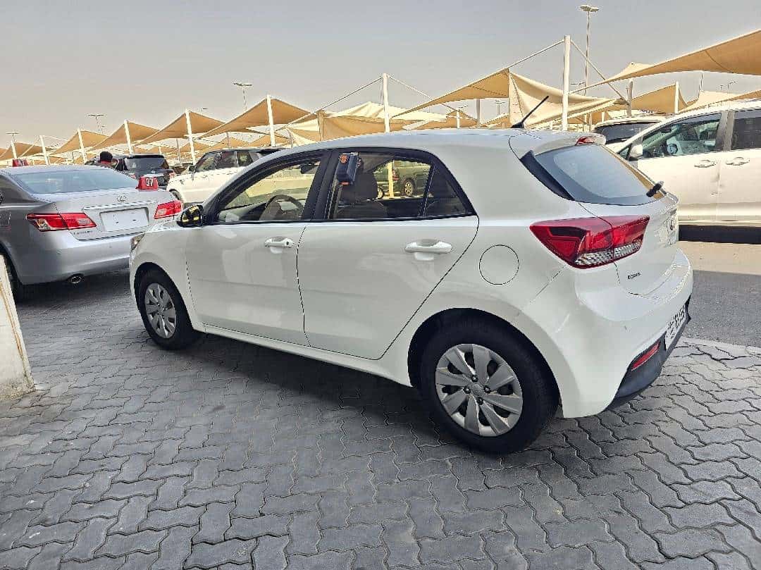 KIA RIO 2019 thumbnail 1