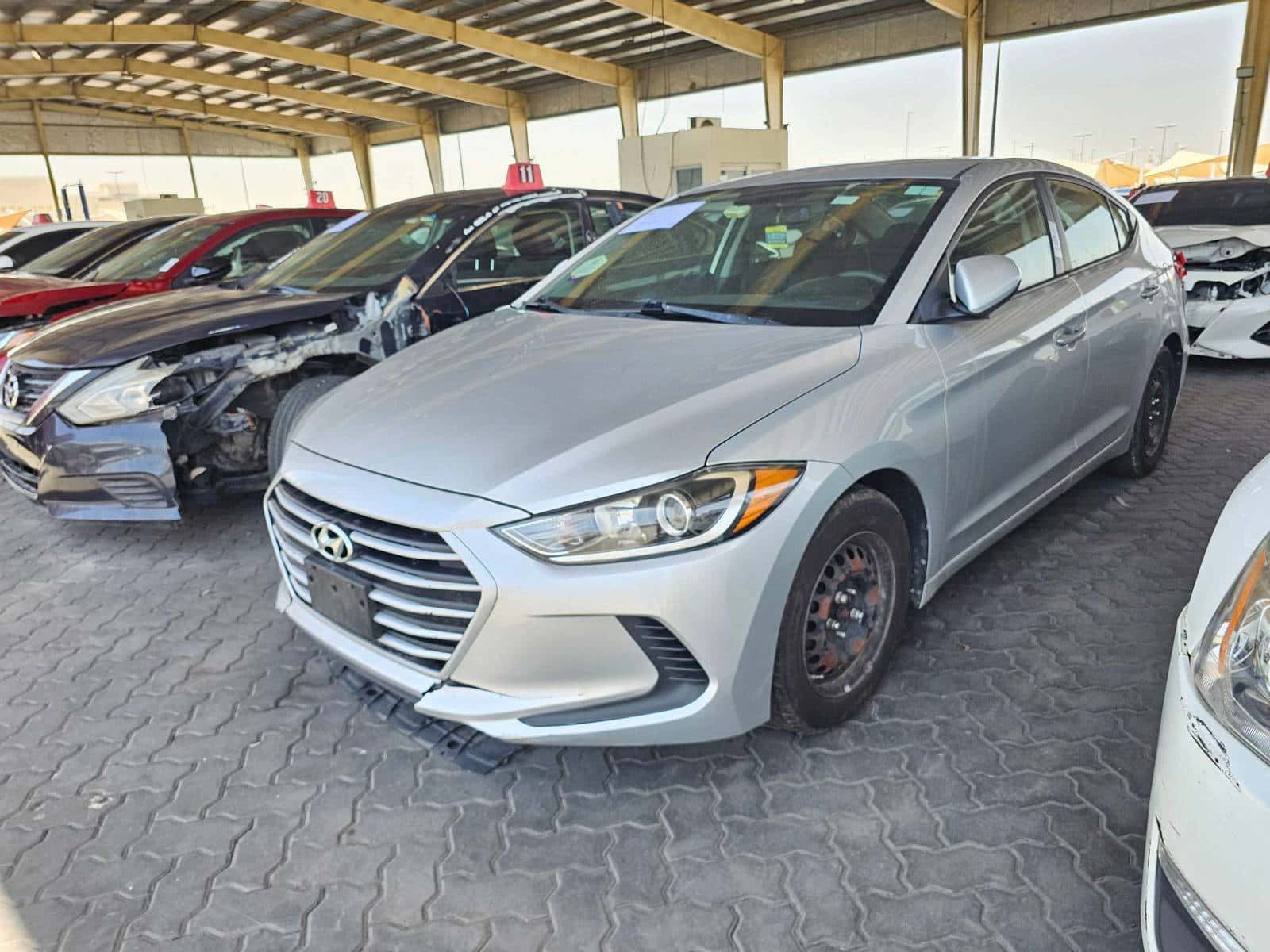 HYUNDAI ELANTRA 2018 thumbnail 4