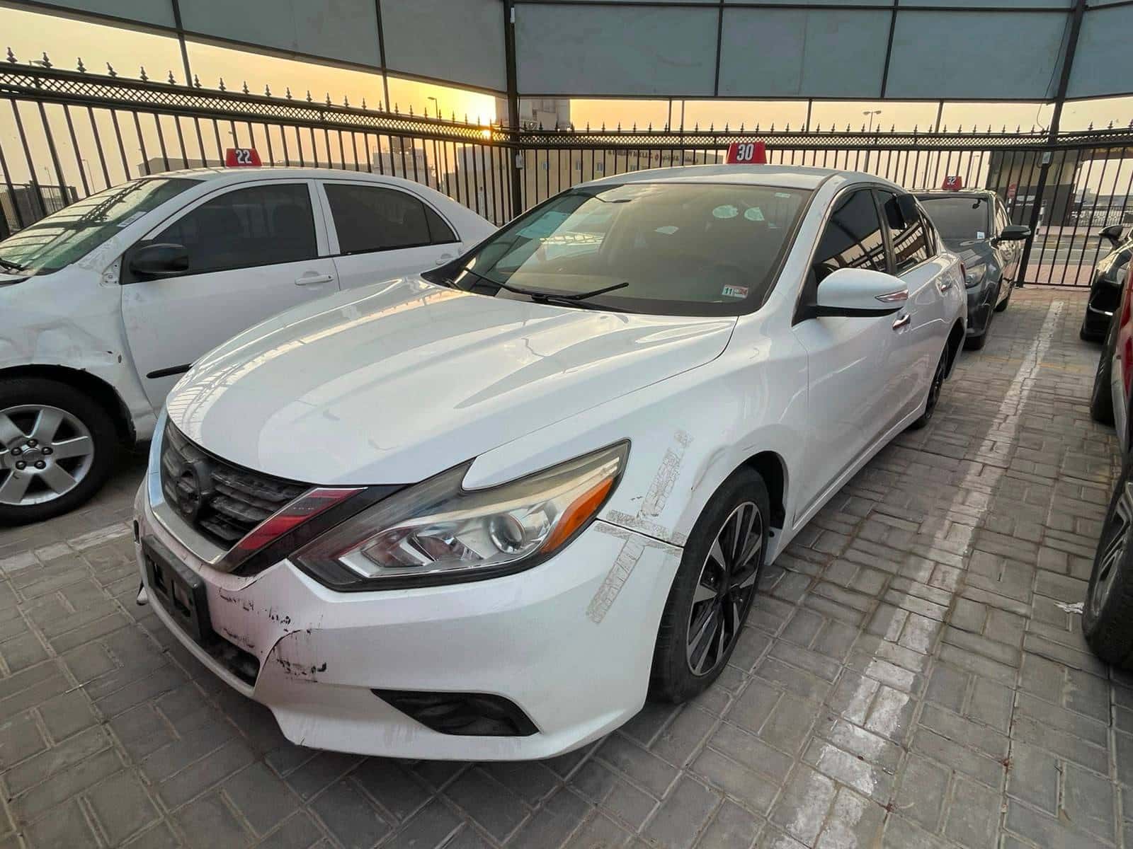 NISSAN ALTIMA 2018 thumbnail 4