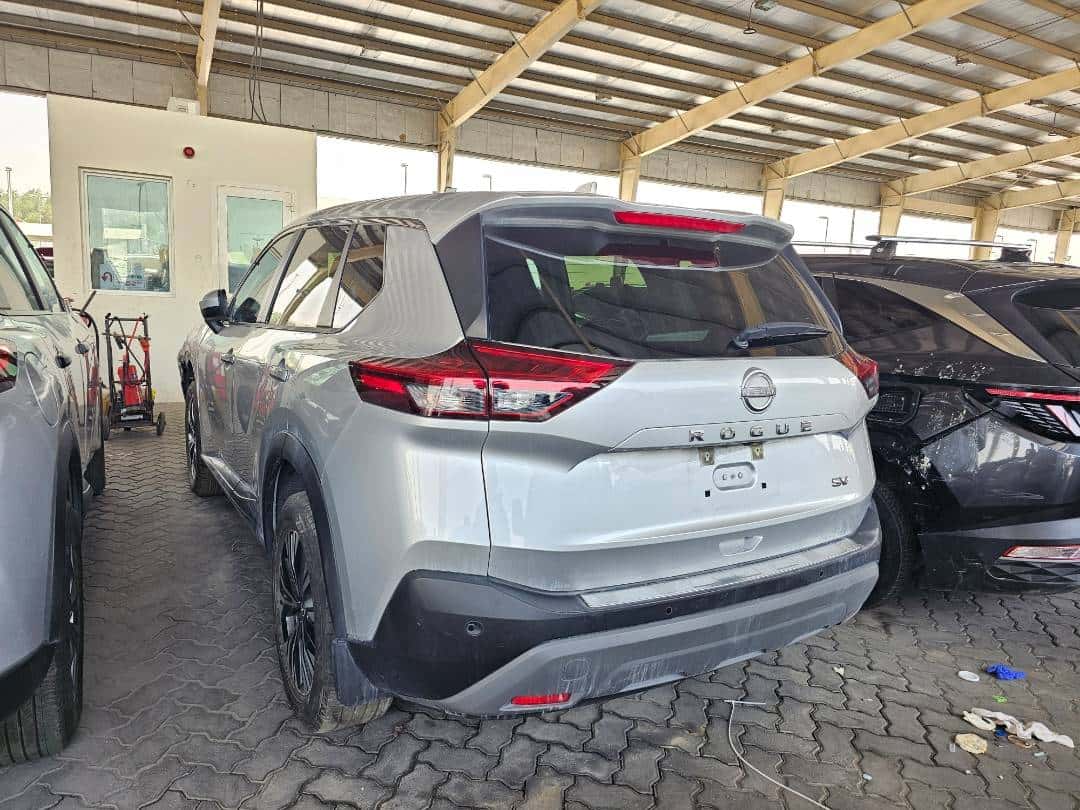 NISSAN ROGUE - Exterior