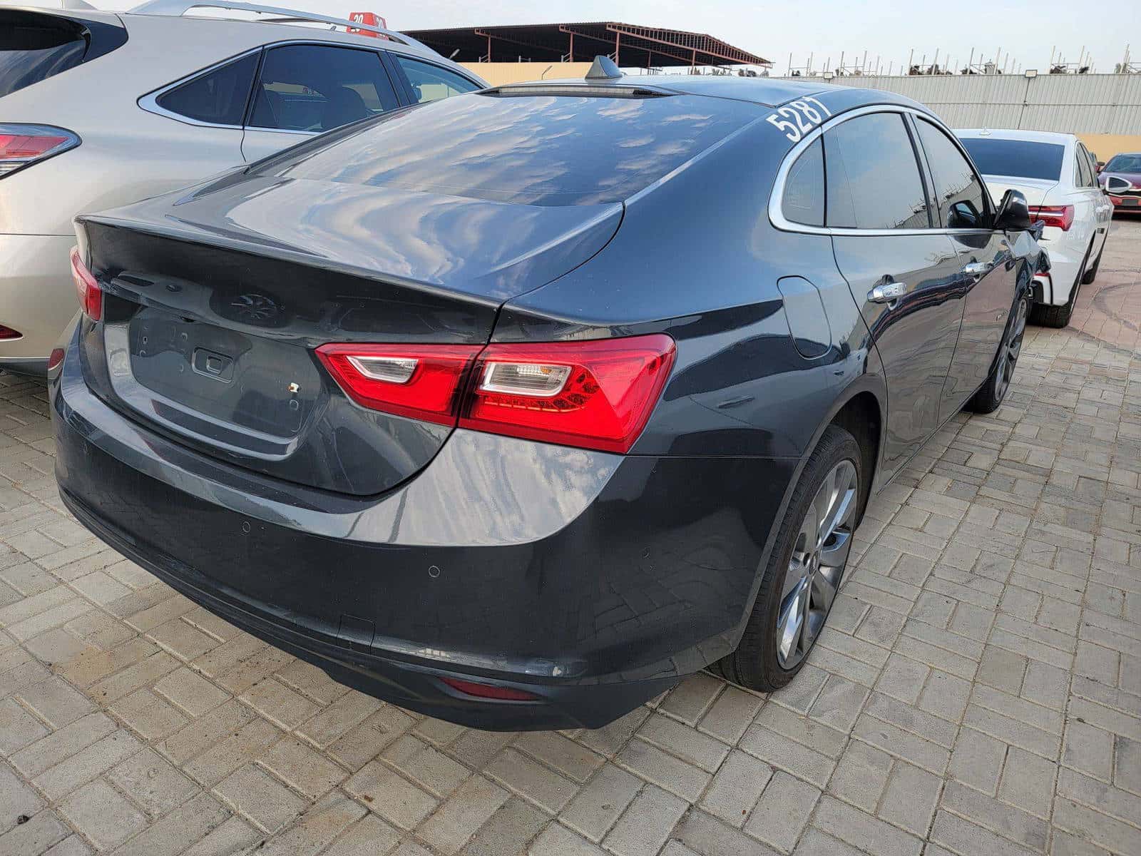 CHEVROLET MALIBU 2018 thumbnail 2