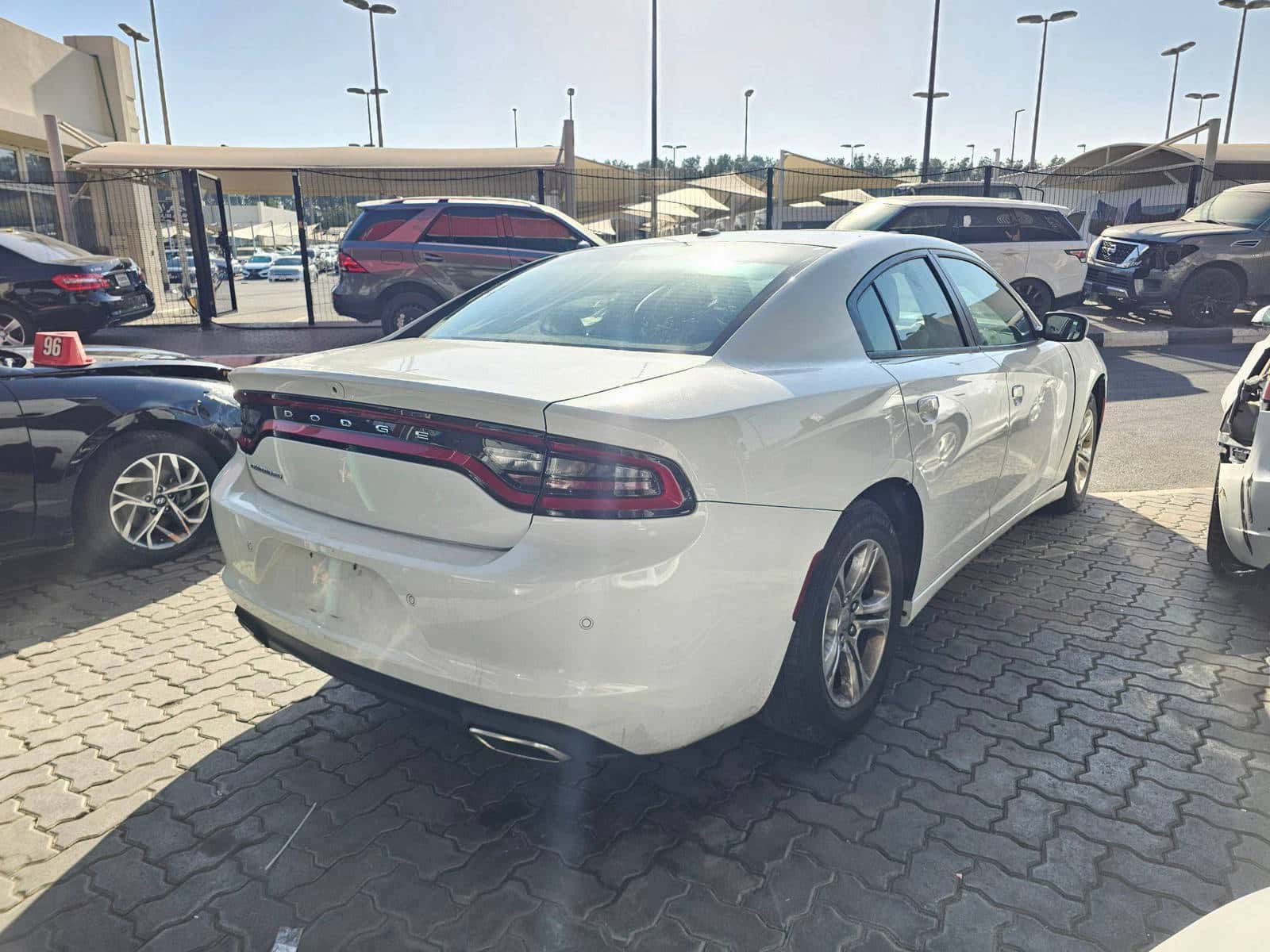 DODGE CHARGER 2022 thumbnail 3
