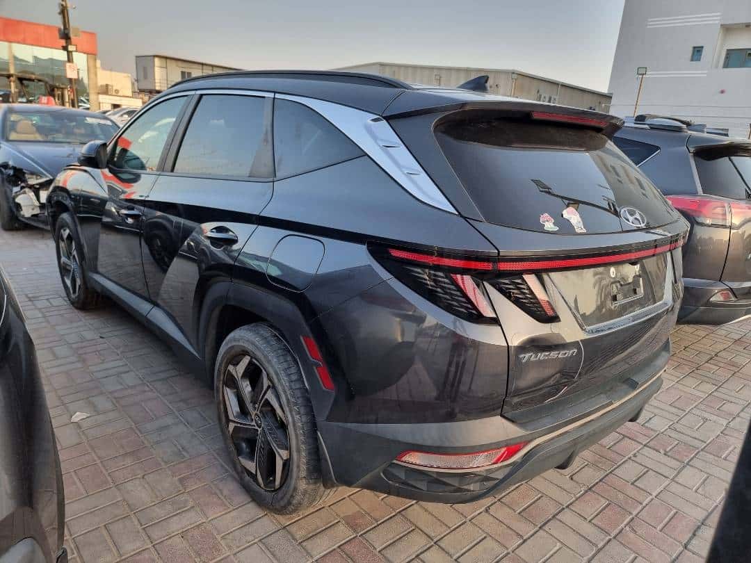 HYUNDAI TUCSON 2023 thumbnail 4