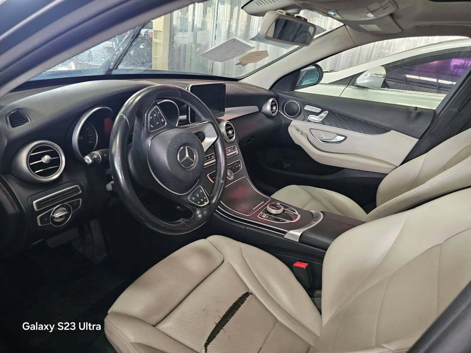 MERCEDES BENZ C300 - Exterior