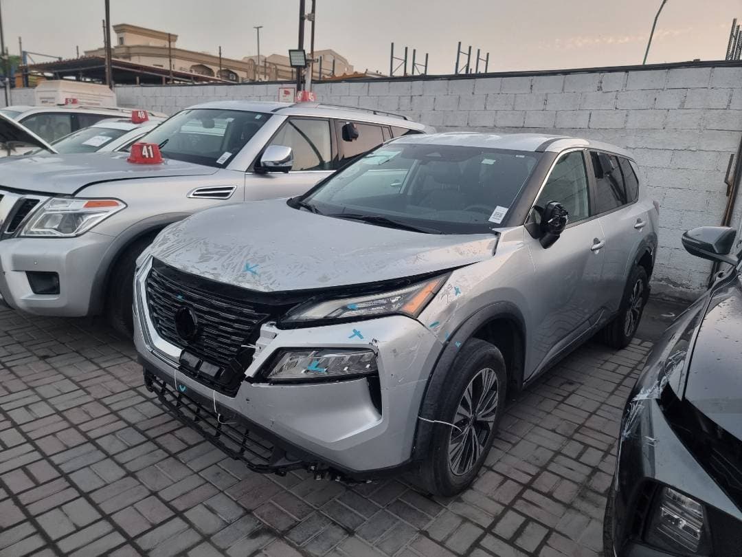 NISSAN ROGUE 2023 view 2