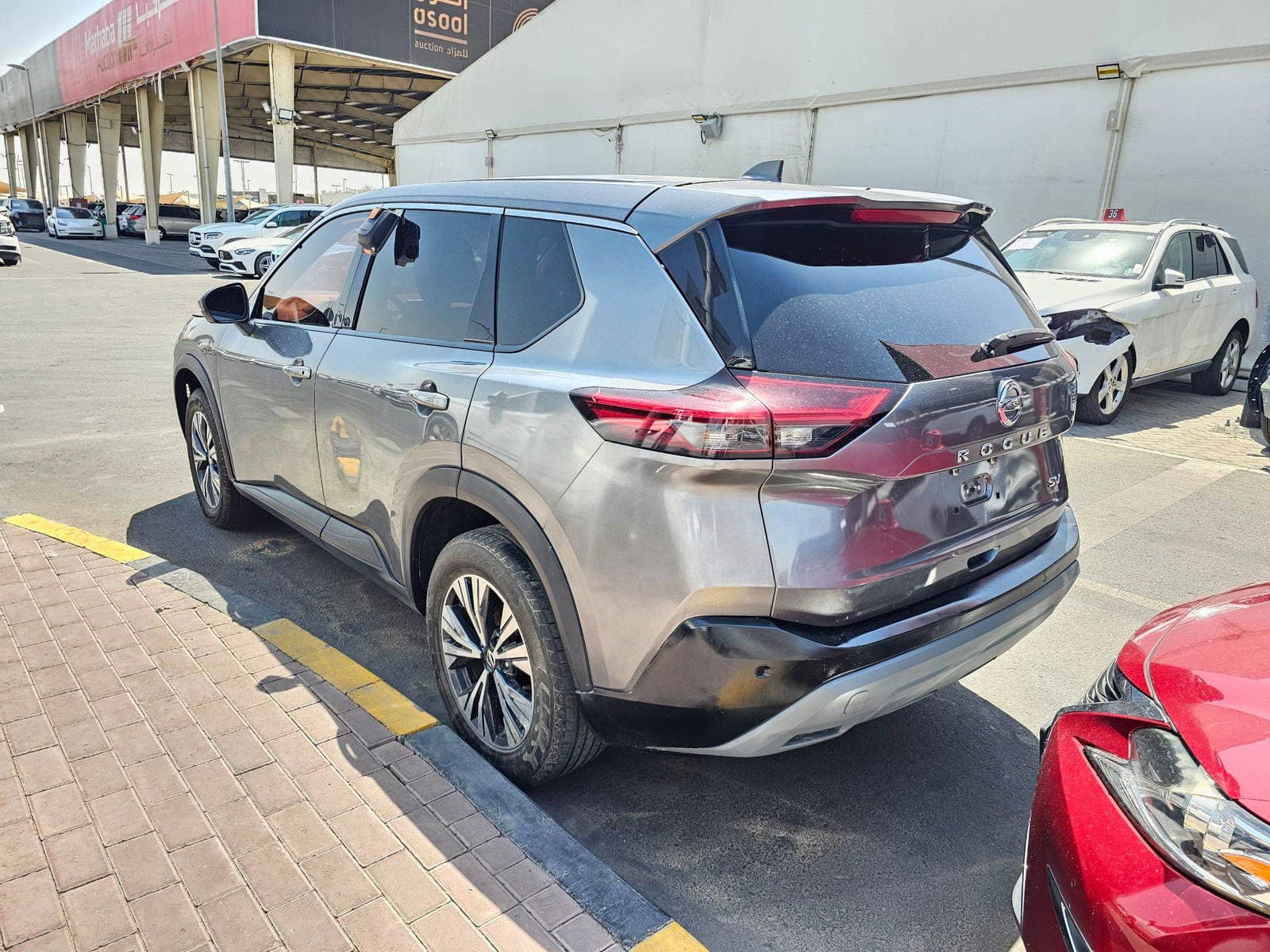 NISSAN ROGUE 2021 view 2
