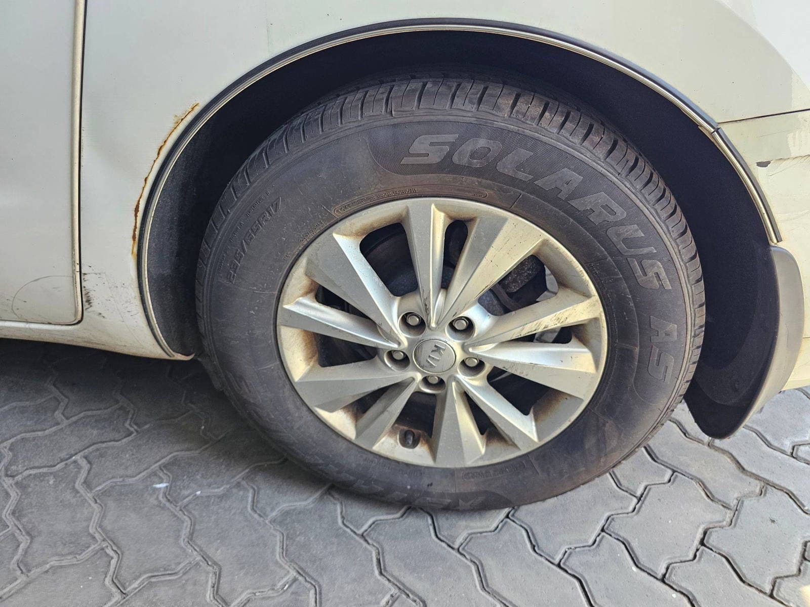 KIA SEDONA 2015 view 10