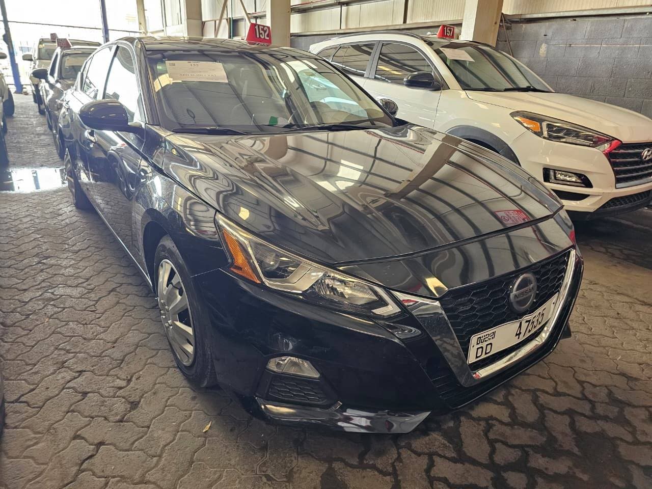 NISSAN ALTIMA 2019 view 2