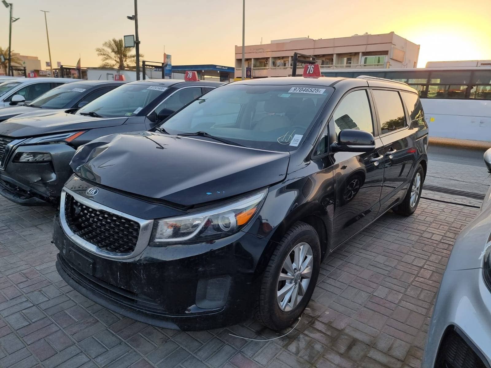 KIA SEDONA 2016 vehicle photo