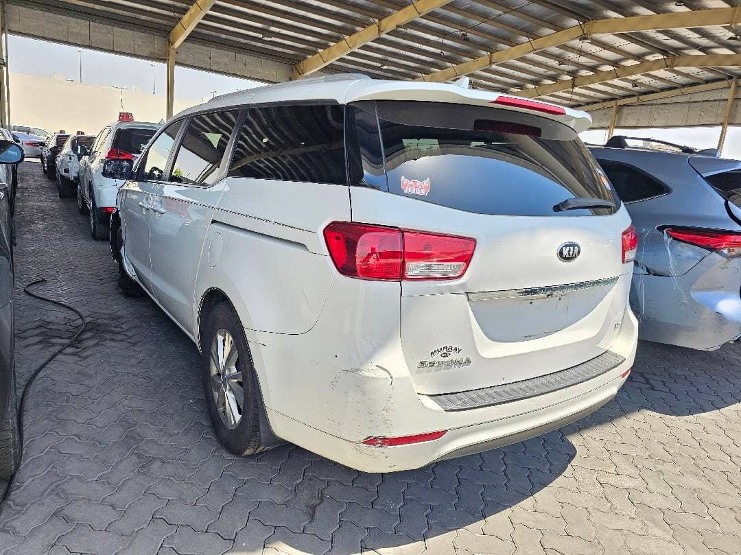 KIA SEDONA 2015 vehicle photo