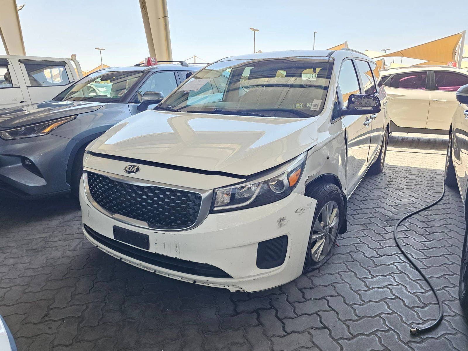 KIA SEDONA 2015 view 5