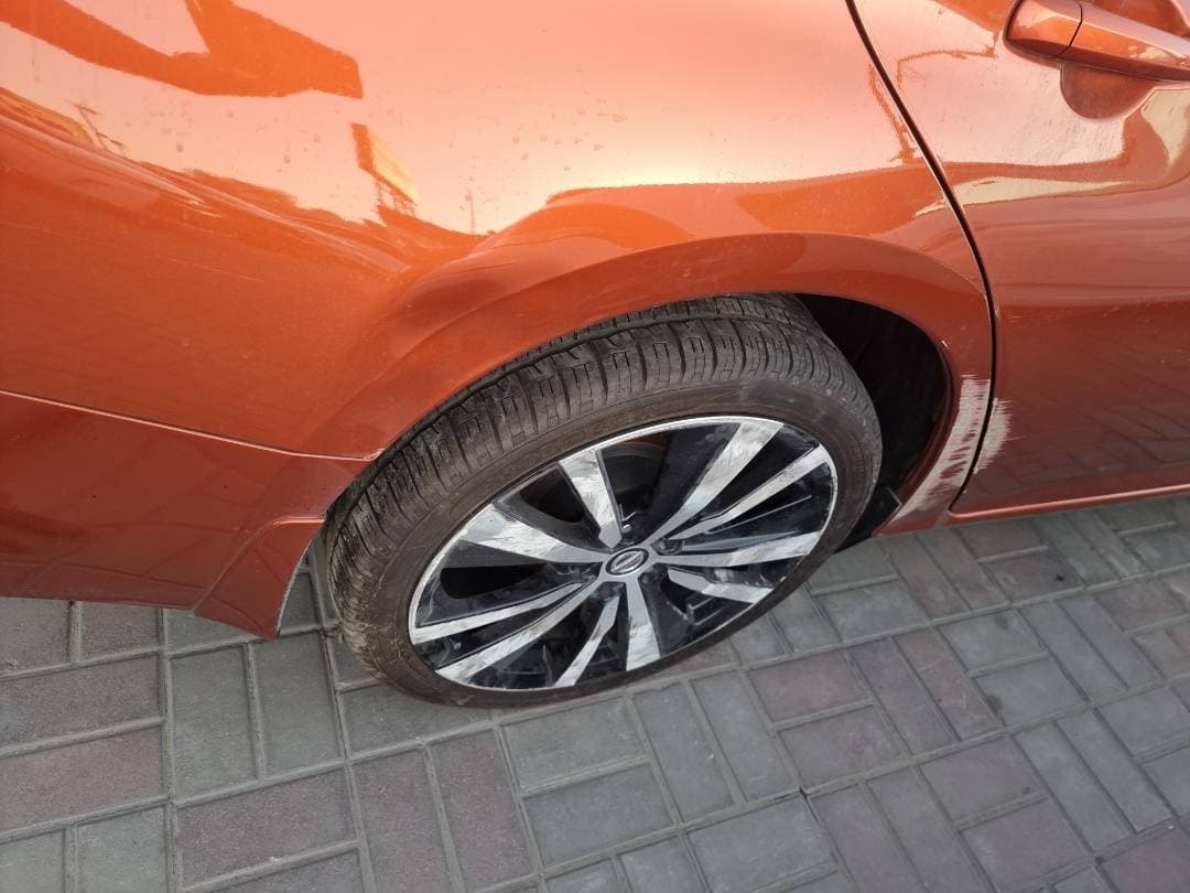 NISSAN ALTIMA - Exterior