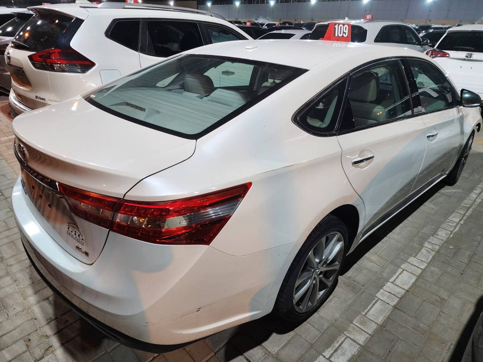 TOYOTA AVALON 2014 vehicle photo