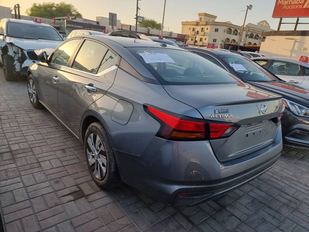 NISSAN ALTIMA 2019 view 2