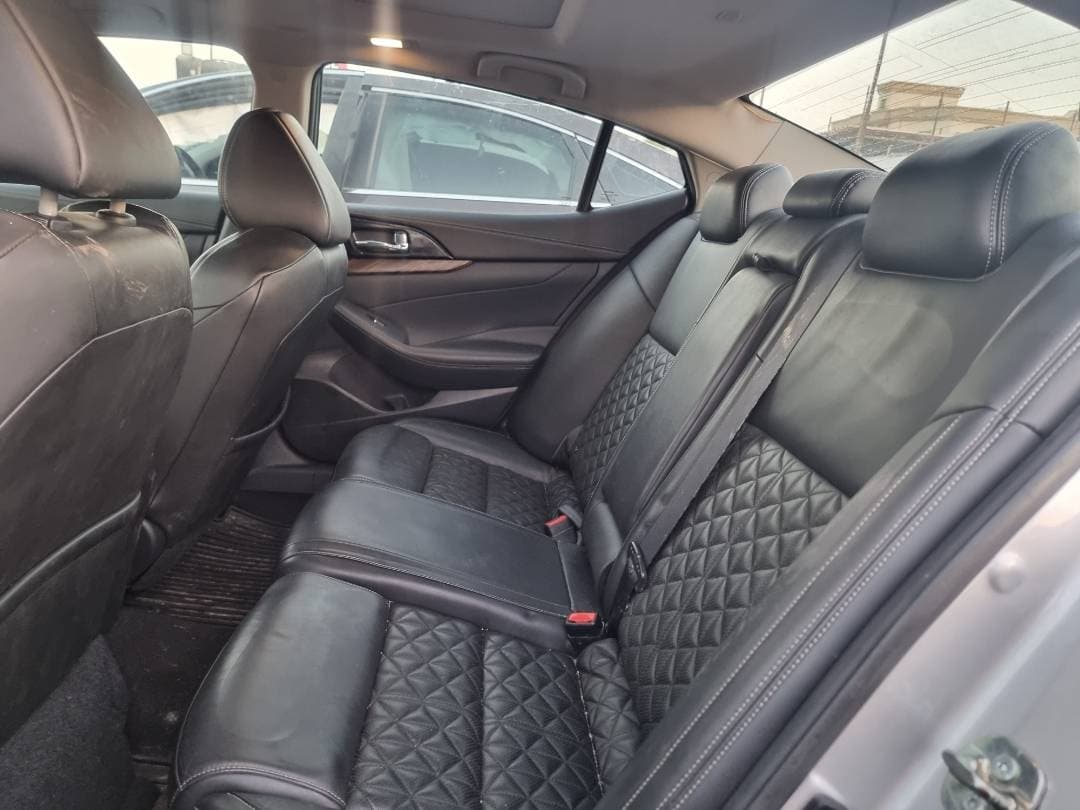 NISSAN MAXIMA 2016 view 6