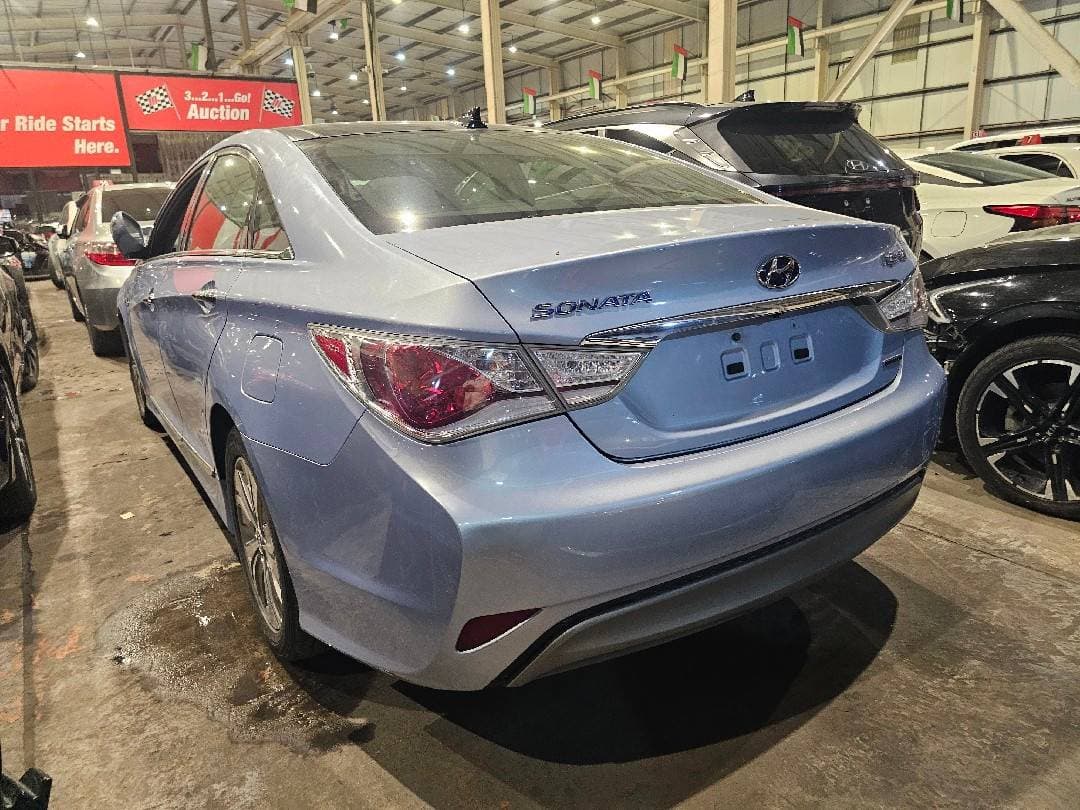 HYUNDAI SONATA 2013 vehicle photo