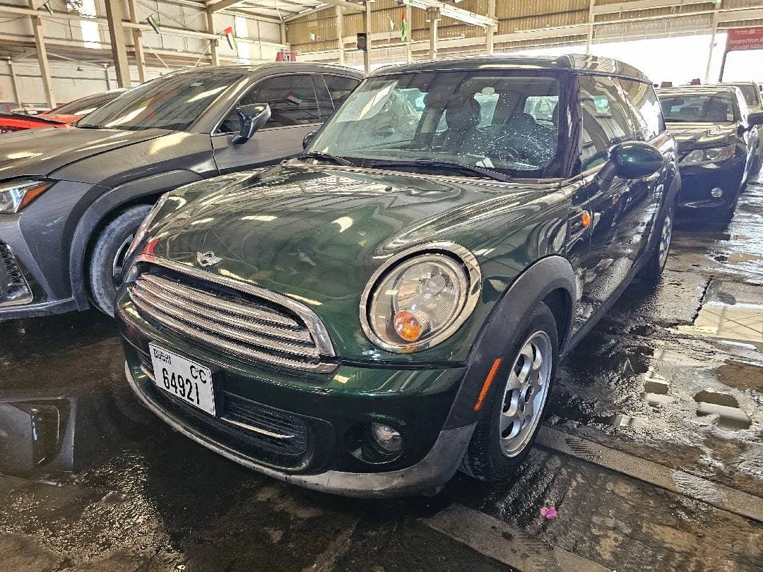 MINI COOPER CLUBMAN 2014 vehicle photo